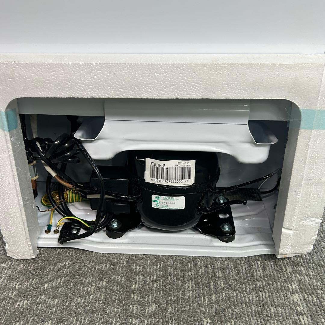 1. 【新品未使用】傷あり　業務用 冷蔵ショーケース XW-105