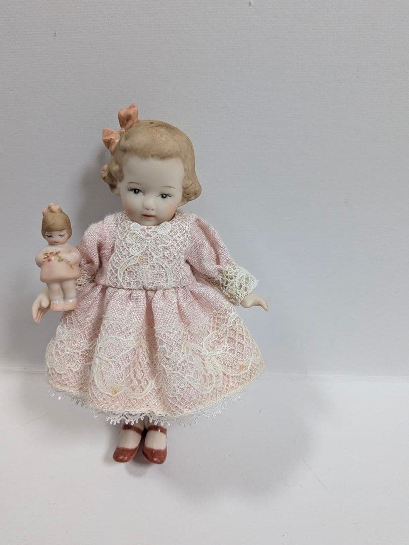 ちびくま工房　勿忘草ちゃん　13センチドール ピンクリボン