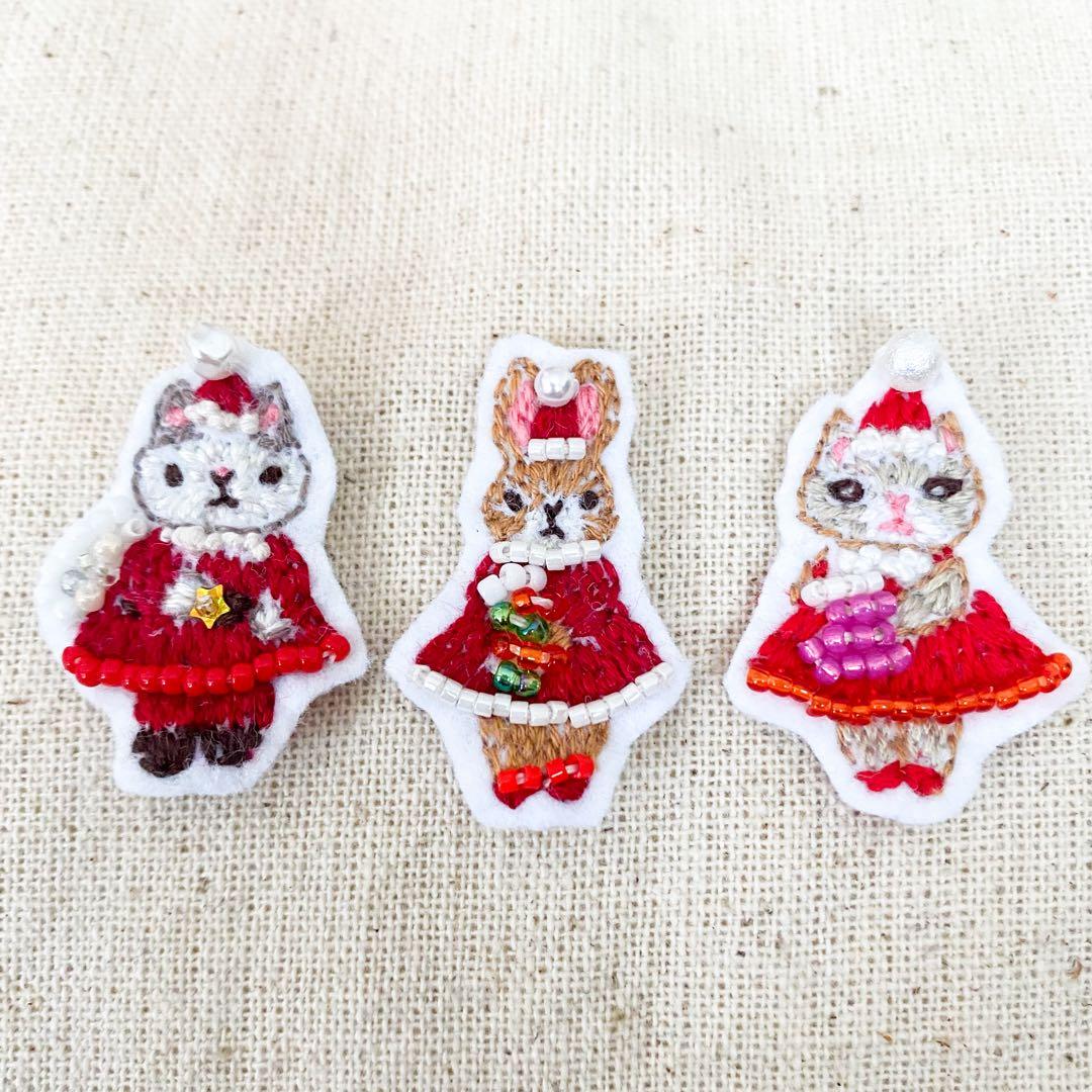 専用　ビーズ　刺繍ブローチ　ハンドメイド　クリスマス