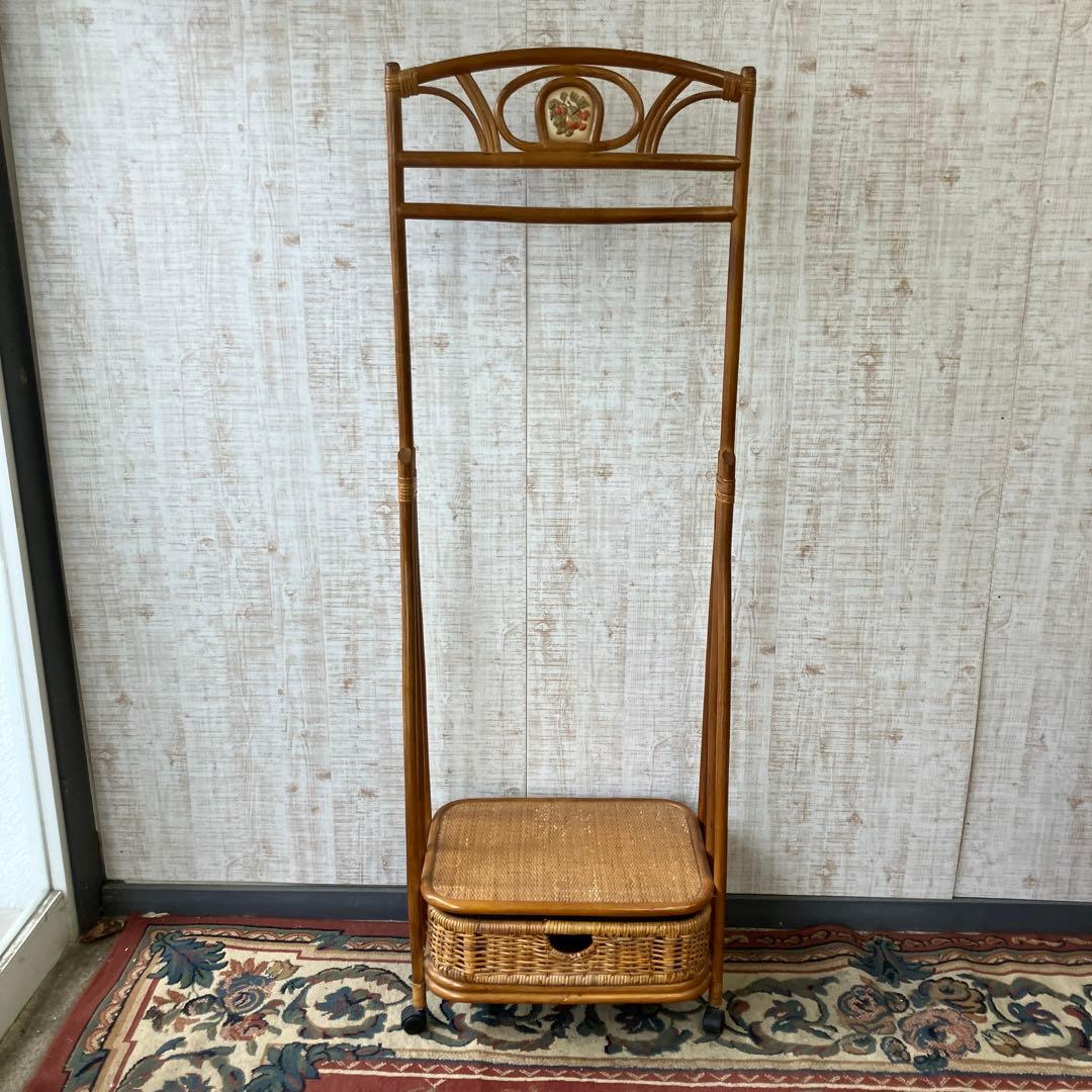 昭和レトロ 洋梨柄 ラタンハンガーラック キャスター付き 籐家具 古道具 古家具