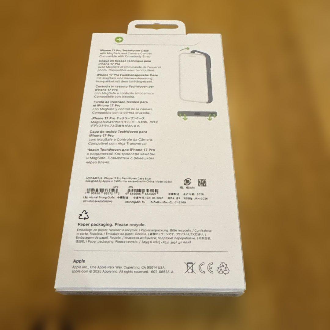 Apple純正　新品 iPhone17pro テックウーブン