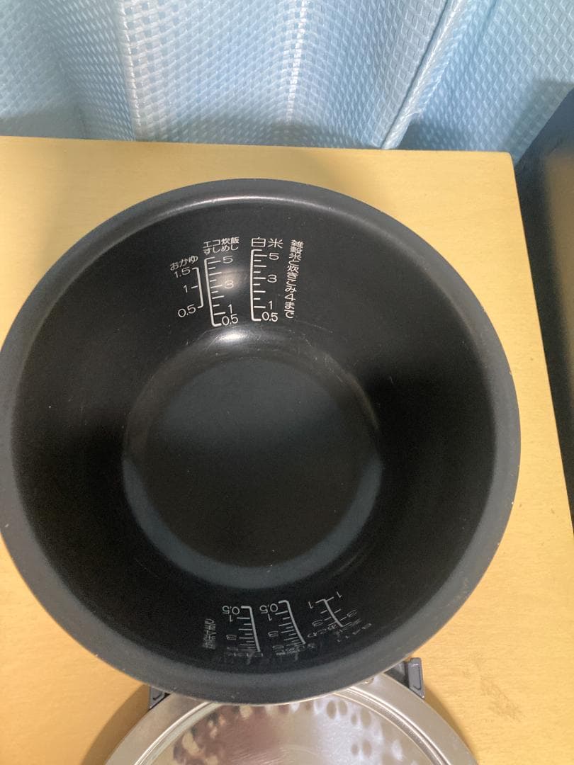 ★★2022年製 Zojirushi NW-VH10 IH炊飯ジャー5.5合★