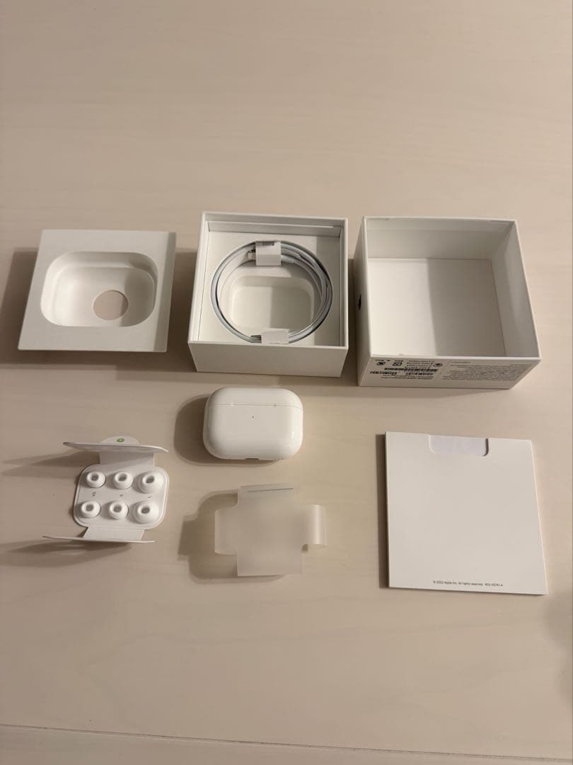【正規品】AirPods Pro第二世代（Lightning）