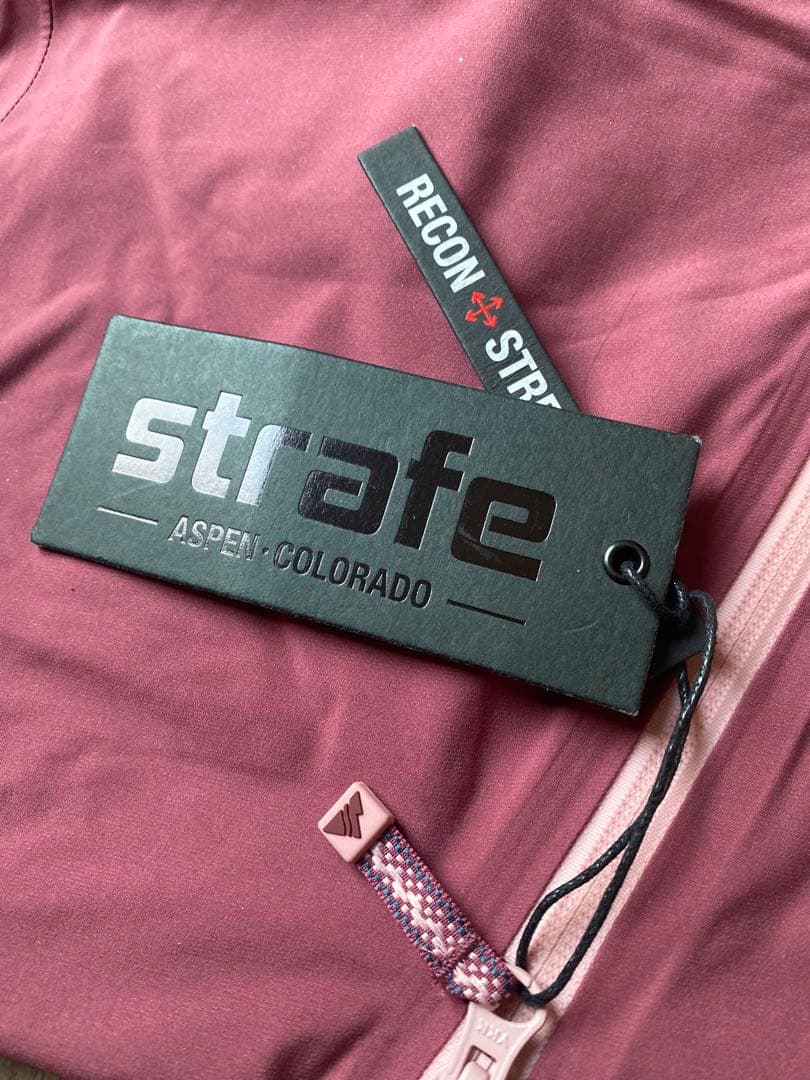 cheesy　新品　Strafe Sickbird スーツつなぎ