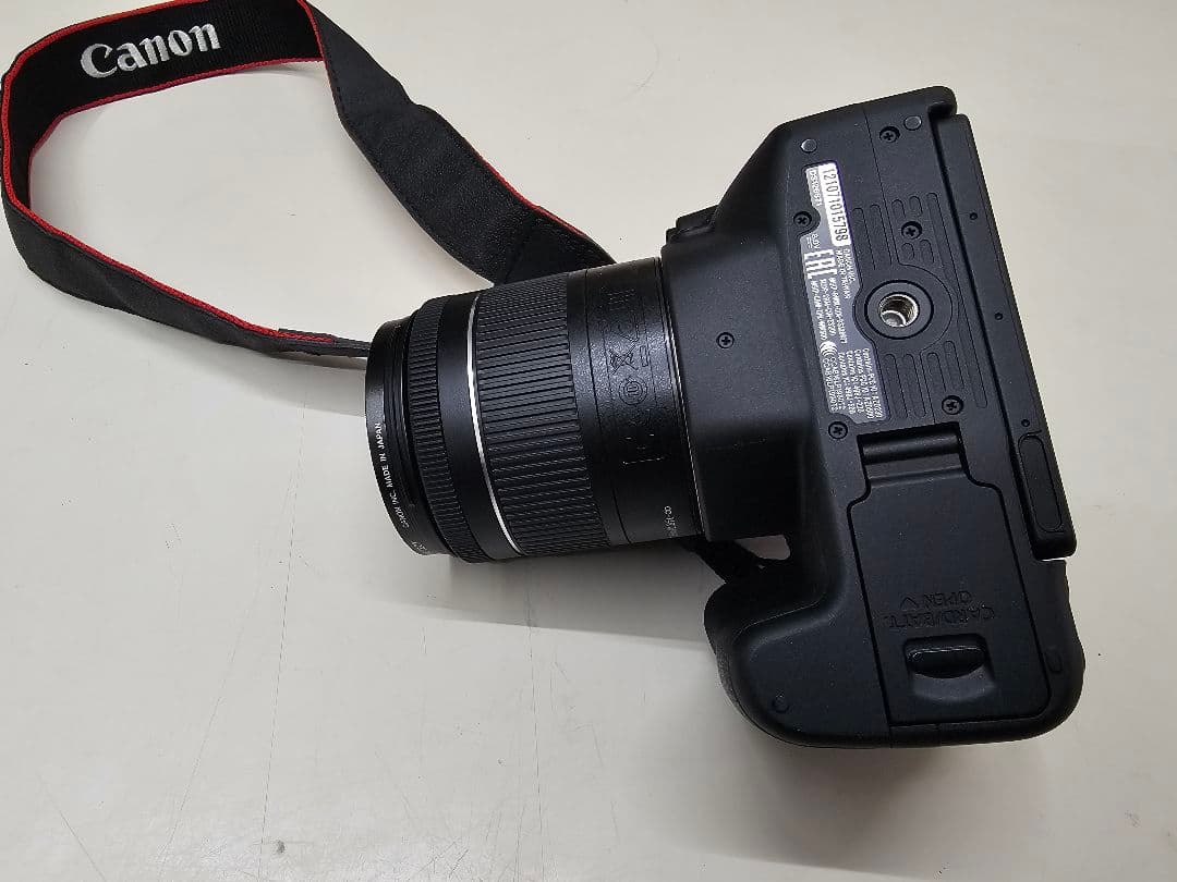 Canon EOS Kiss X9 デジタル一眼レフカメラ