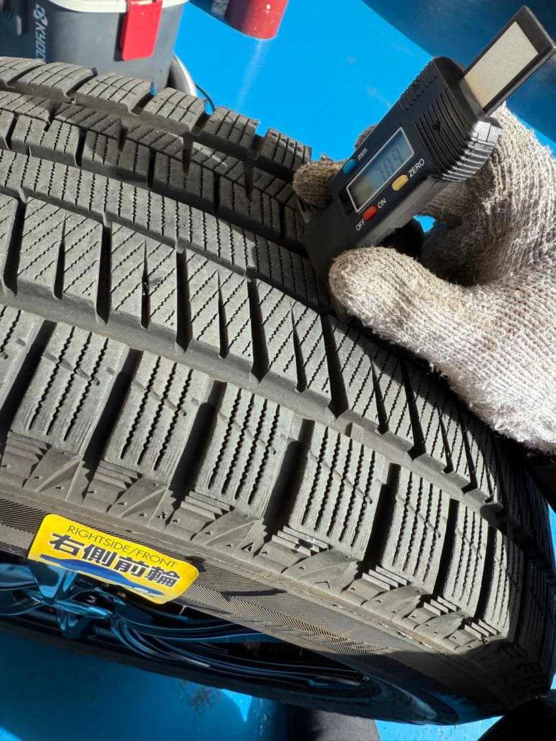 【2024年製】スタッドレスタイヤ205/60R16 GRIPICEX