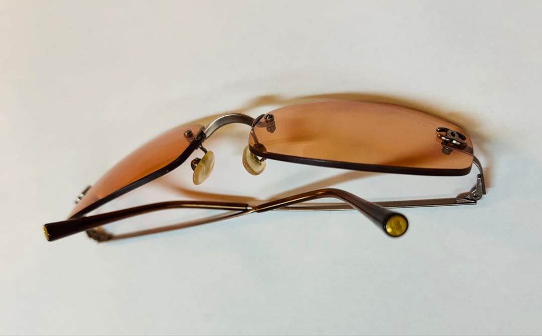 CHANELサングラスオレンジ