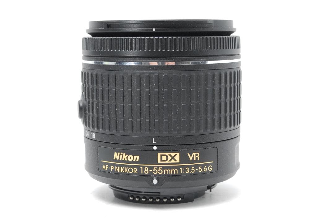 【ダブルレンズ　使用感少美品】Nikon D5600　WiFiモデル　スマホ転送