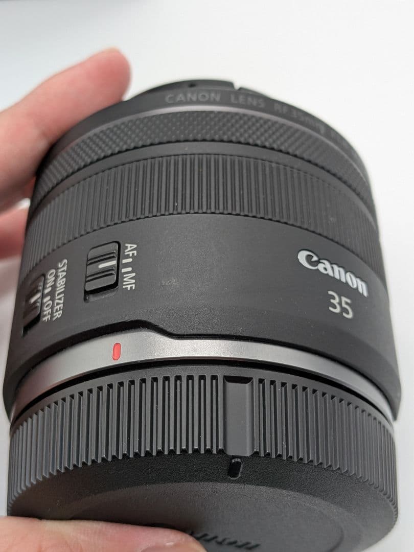 キヤノン RF35mm F1.8 MACRO IS STM