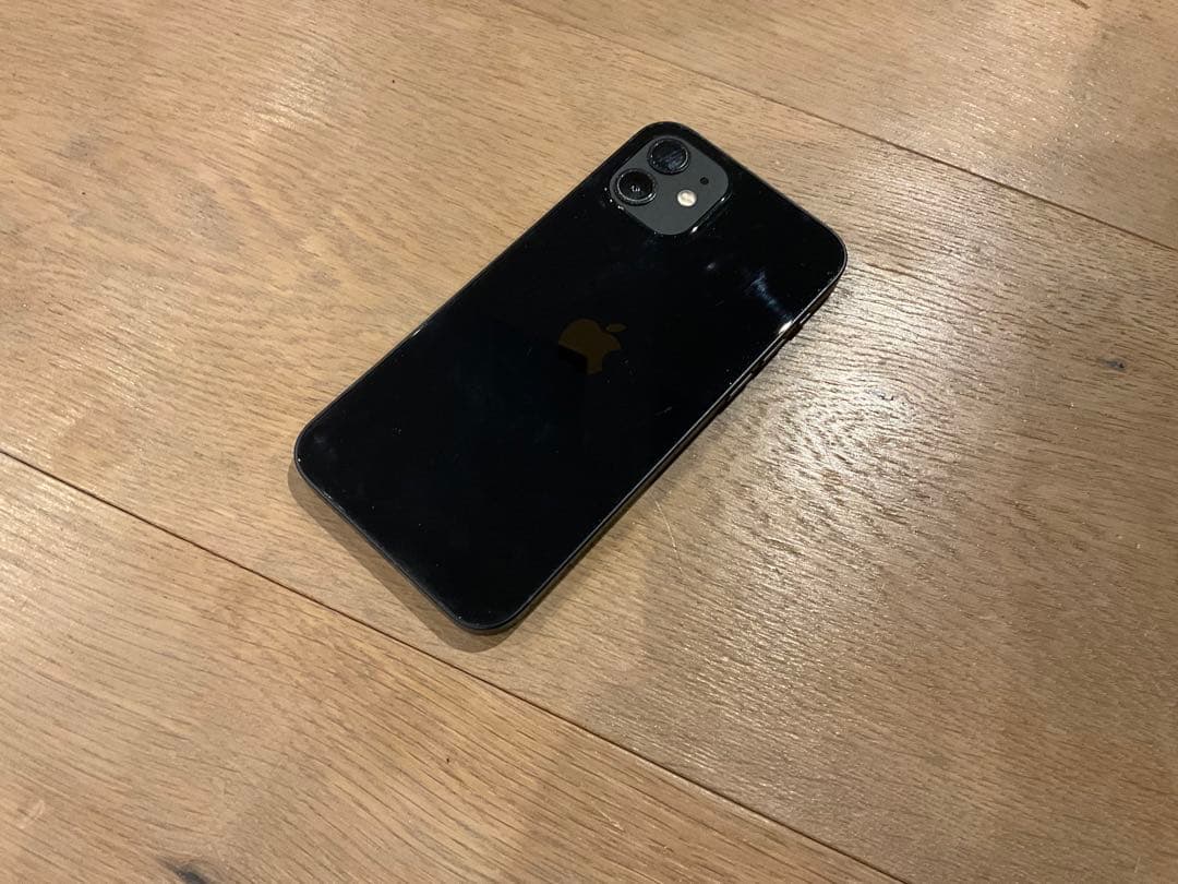 iphone 12 64gb 黒　ケース付き