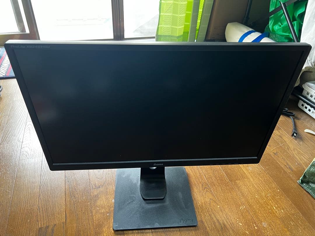 iiyama ディスプレイ 本体