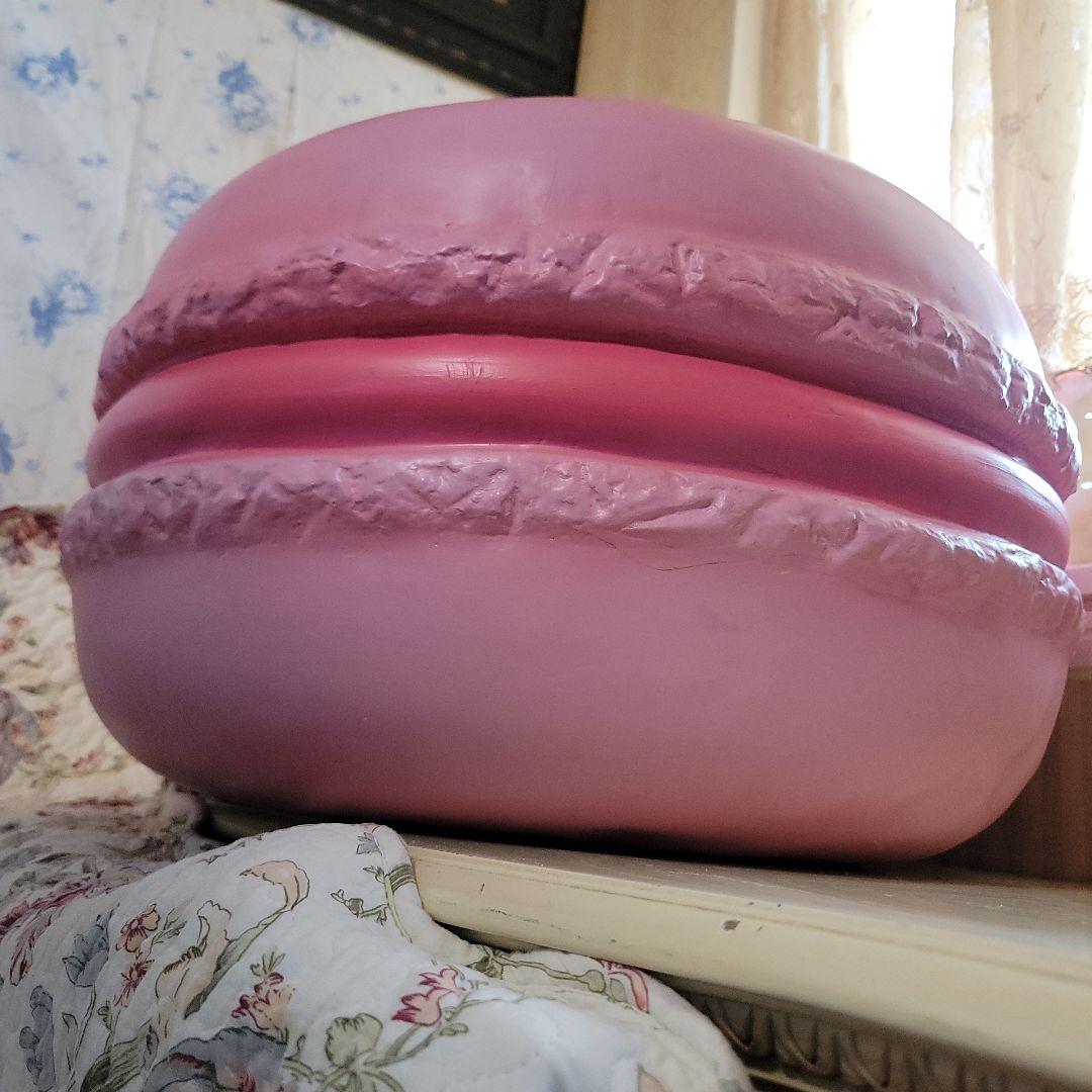 巨大マカロン型オブジェ　椅子　スツール　　公共施設展示使用品　キズ等あり
