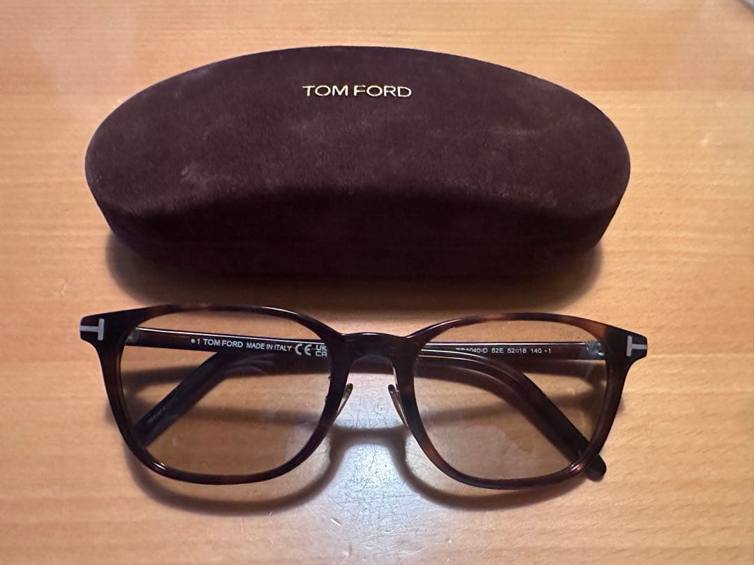 TOM FORD トムフォード サングラスTF1040-D 日本企画