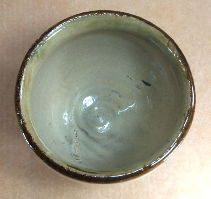 【本物保証】金城次郎 古酒呑(魚紋クース呑) 共箱 栞 人間国宝 壺屋焼 壷屋焼