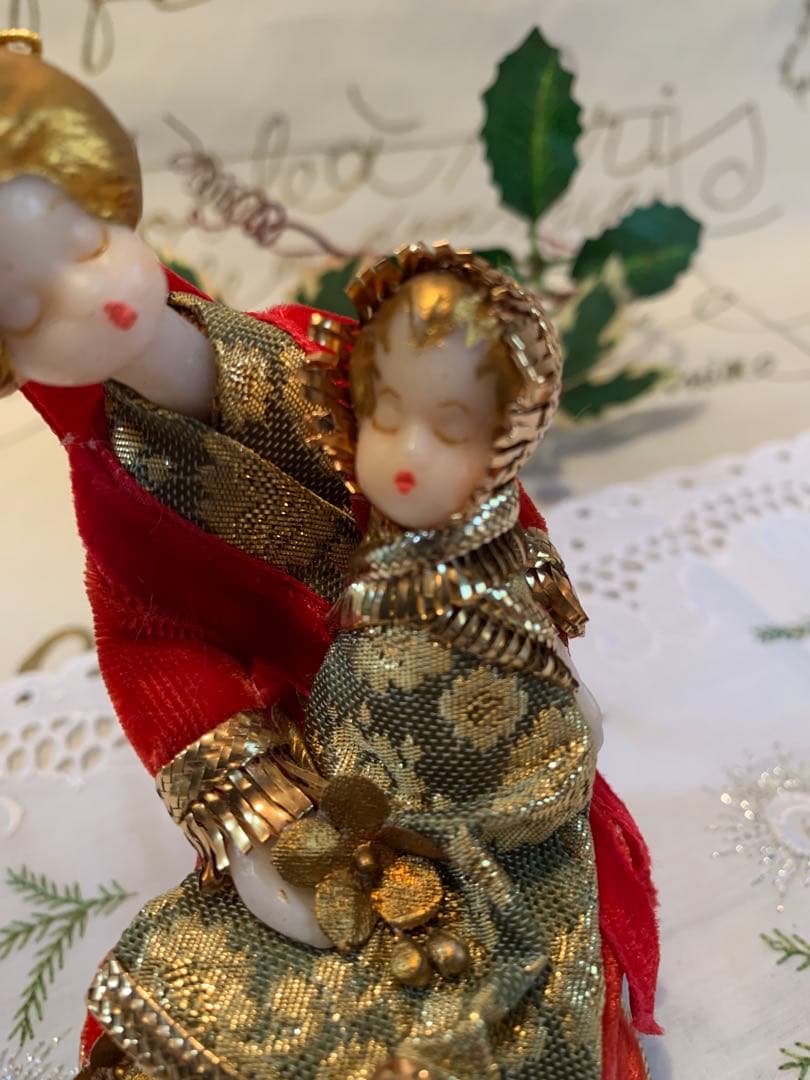 西ドイツ製　ビンテージのkoestel社の聖母子のお人形！丁寧に造られた可愛い！