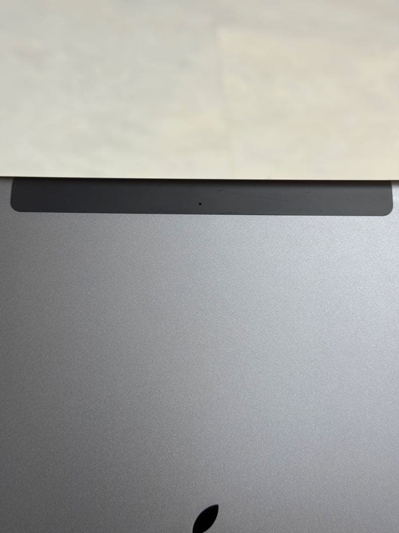 第7世代iPad （Wi-Fi＋Cellular)32GBバッテリー容量100%