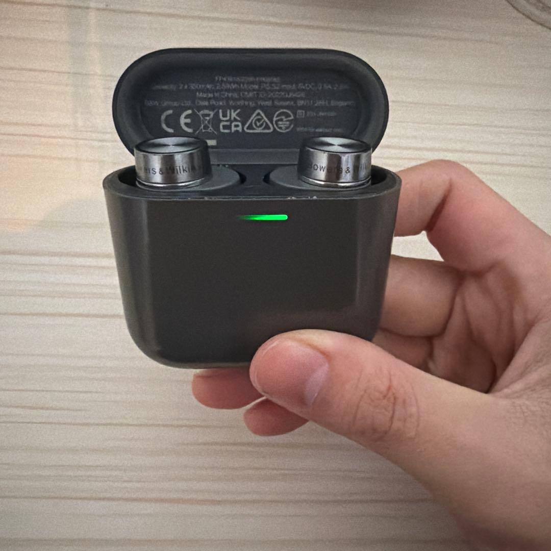 イヤホン Bowers & Wilkins pi5s2