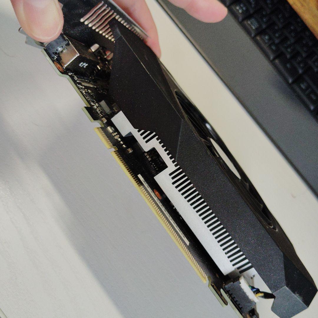 中古　GTX1650　グラフィックボード