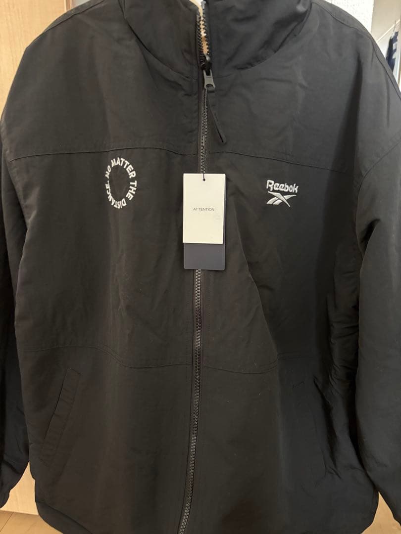 【Reebok】リバーシブルブルゾン