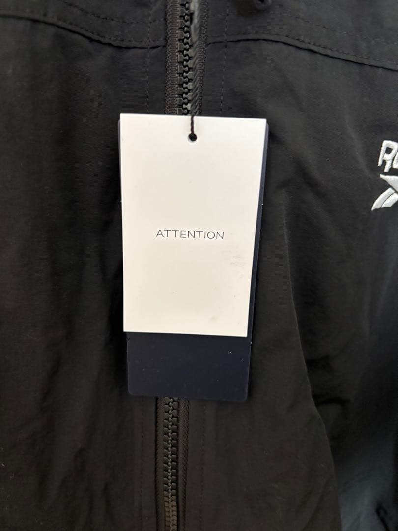 【Reebok】リバーシブルブルゾン