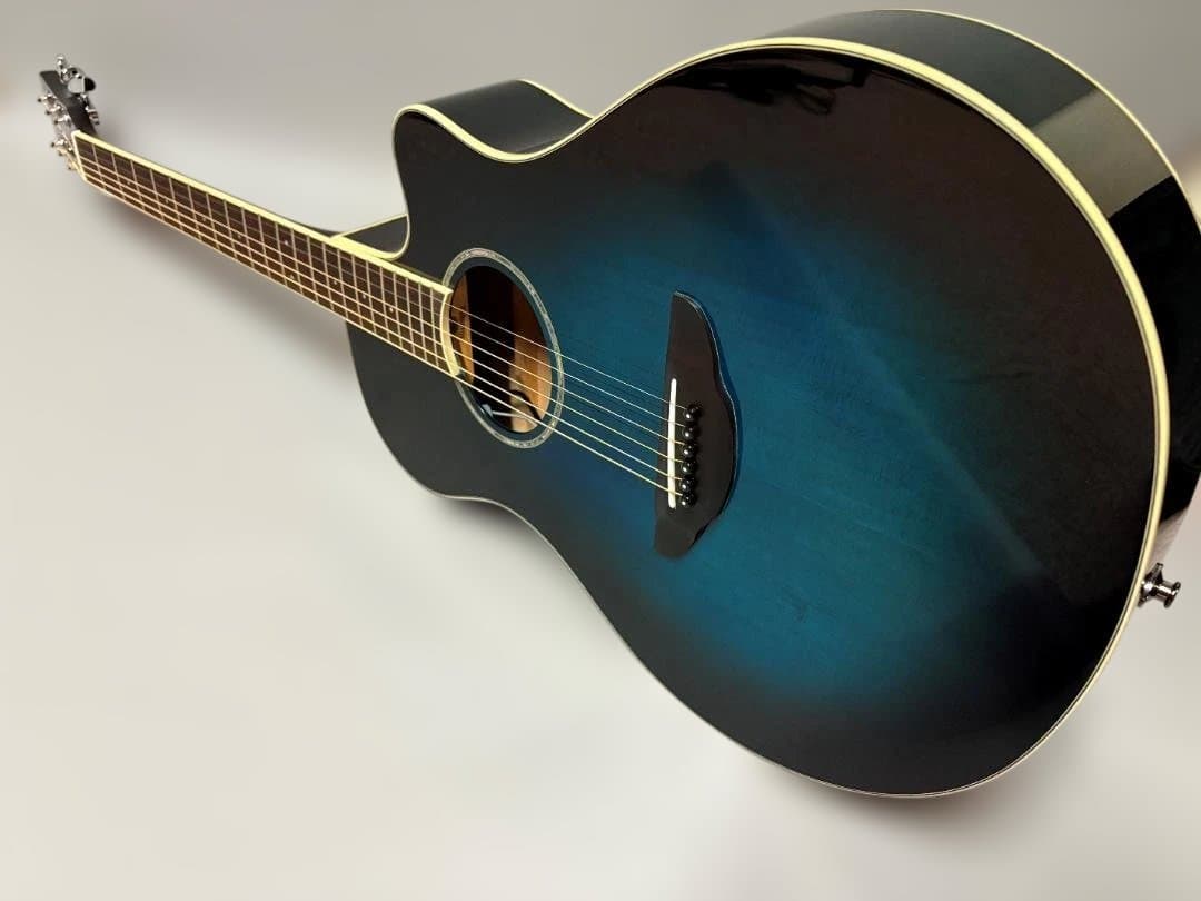 ★ほぼ新品の絶品！ヤマハ APX-600がこれだ！システム65搭載・GSC付★