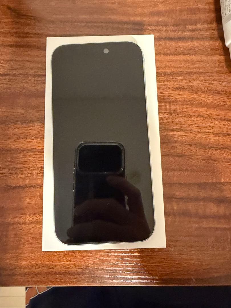 iPhone15ブルー128G希