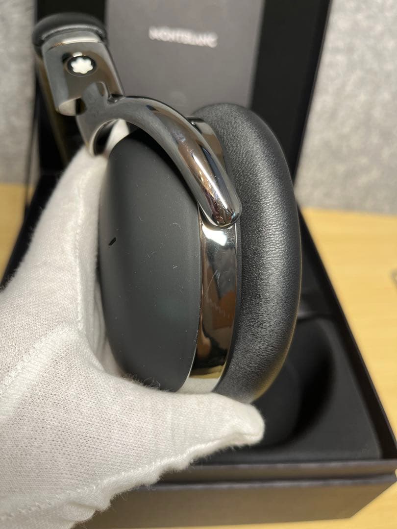 【美品】MONTBLANC MB 01 オーバーイヤーヘッドフォン ブラック