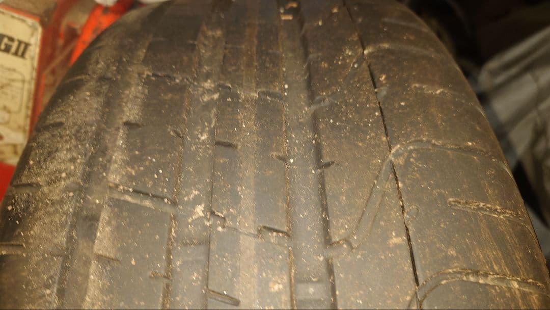 マセラティ　ギブリ　クアトロポルテ　19インチホイール