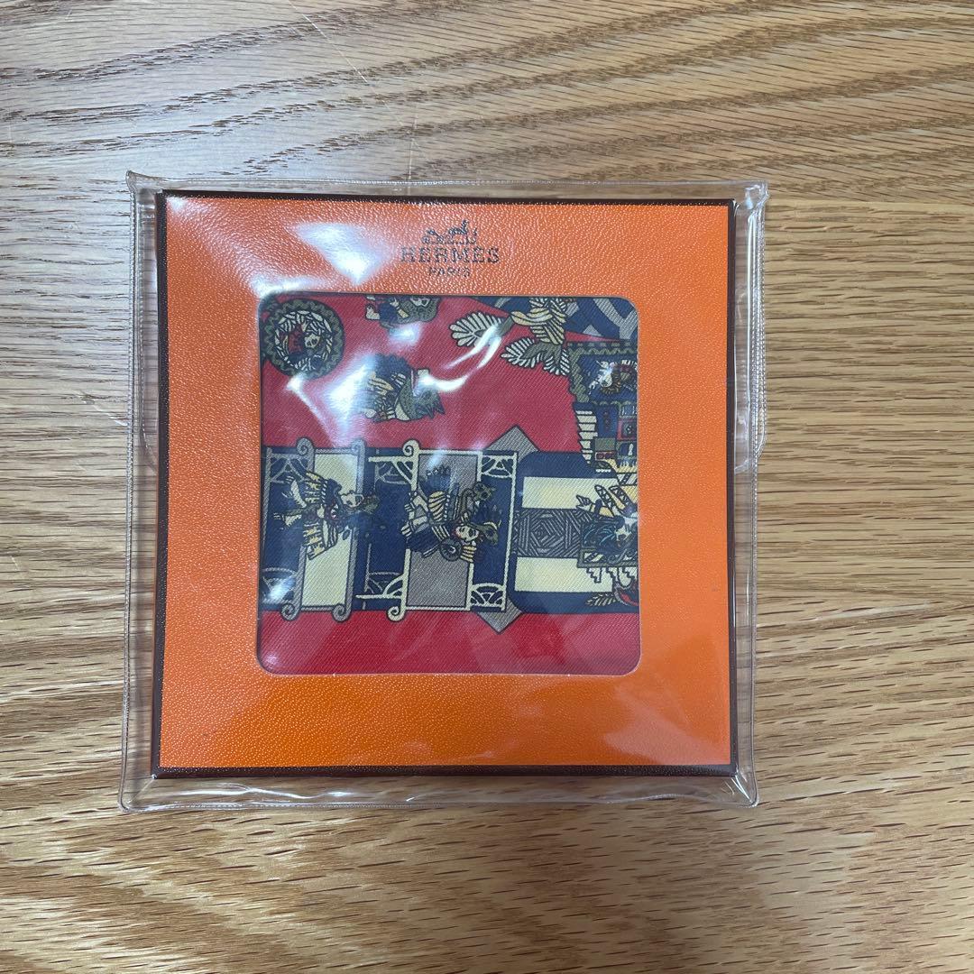 Hermès シルク ハンカチ レッド ネイビー
