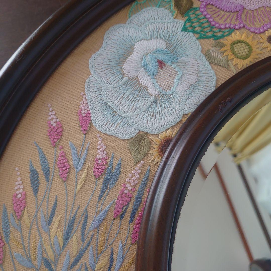 フランス雑貨　鏡　花　刺繍　レース　大型ミラー　木製フレーム　オーバル型