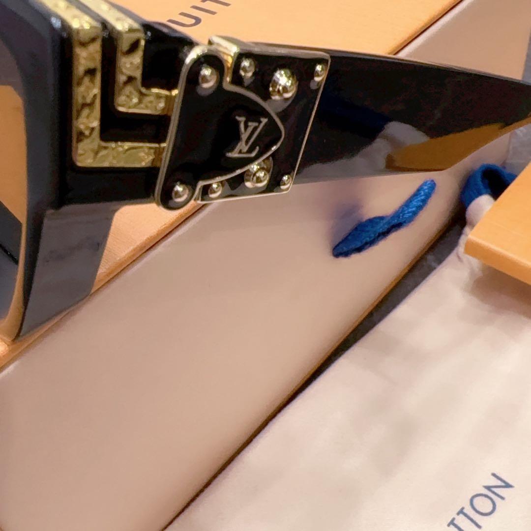 C*a様 未使用 LOUIS VUITTON スクエアサングラス ブラック ルイ