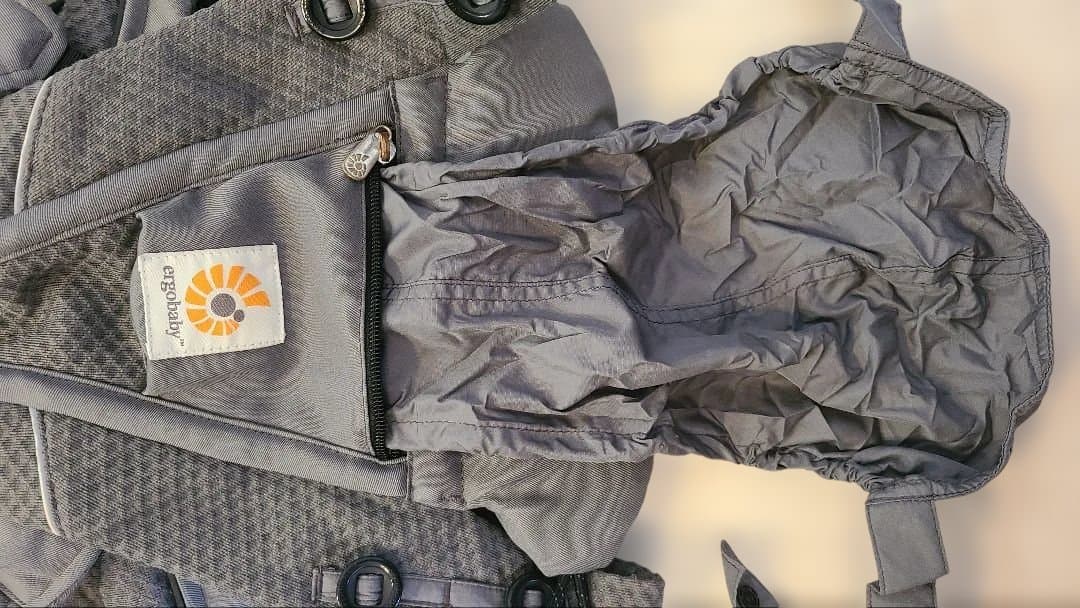 エルゴベビー 抱っこ紐 グレー 収納バッグ付き