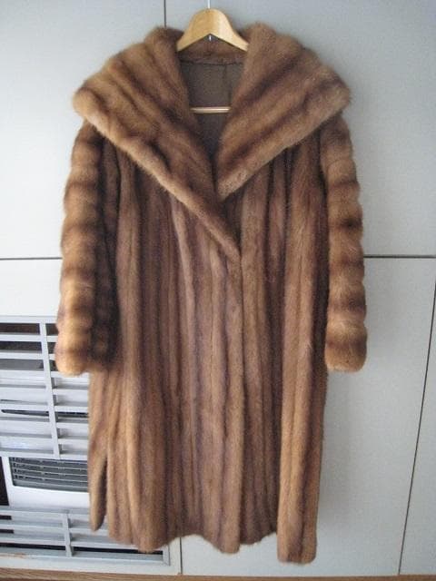 大きな襟裏表ミンク　フード付きミンクコート　ヴィンテージ　1950年代　英国