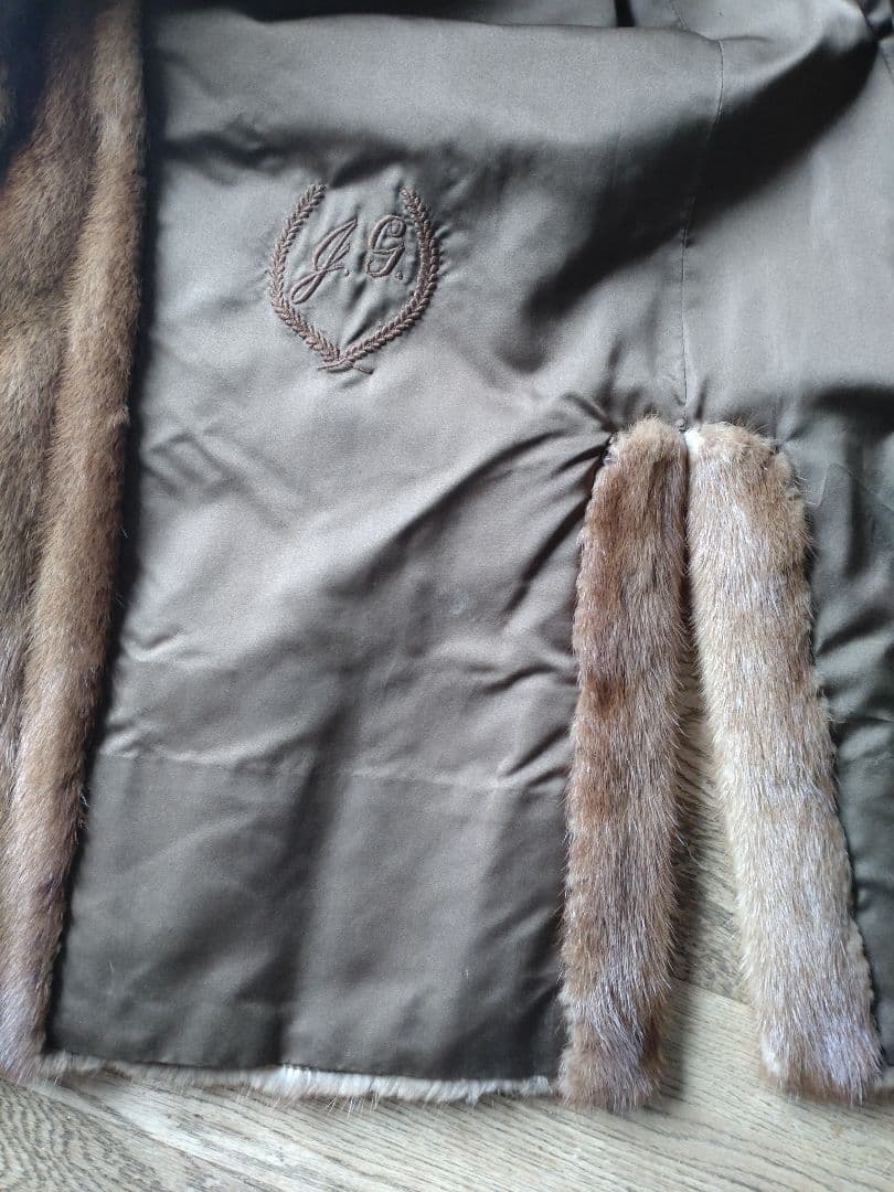 大きな襟裏表ミンク　フード付きミンクコート　ヴィンテージ　1950年代　英国