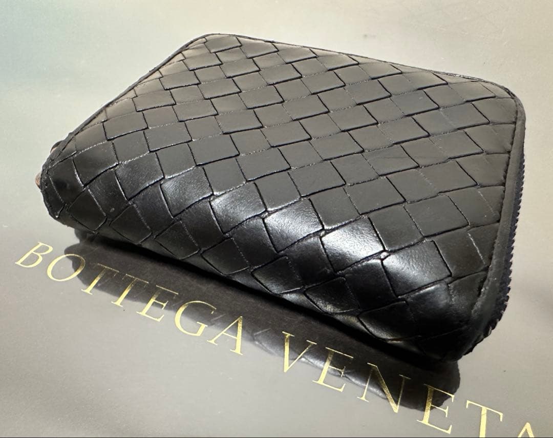 【本体のみ】ボッテガヴェネタ イントレチャートケース/ラム/黒/1️⃣✨✨