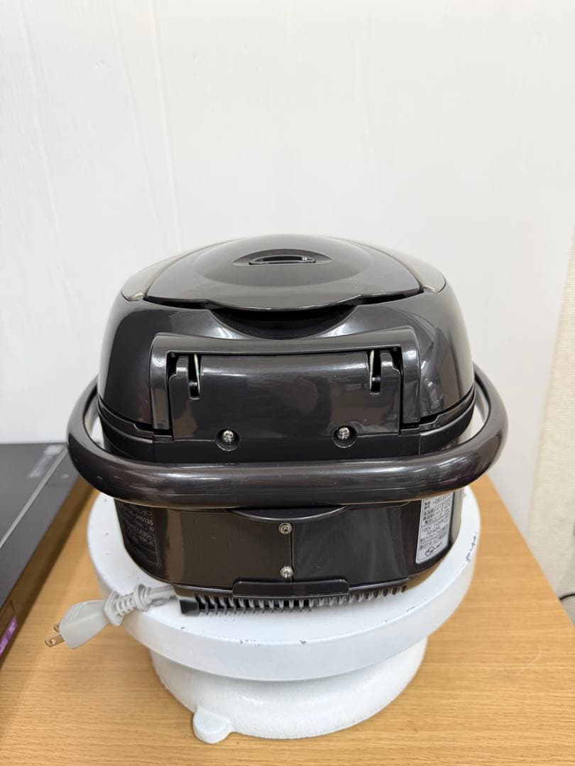 象印 IH炊飯器 NW-VH10A 5.5合 ダークブラウン 2021年製