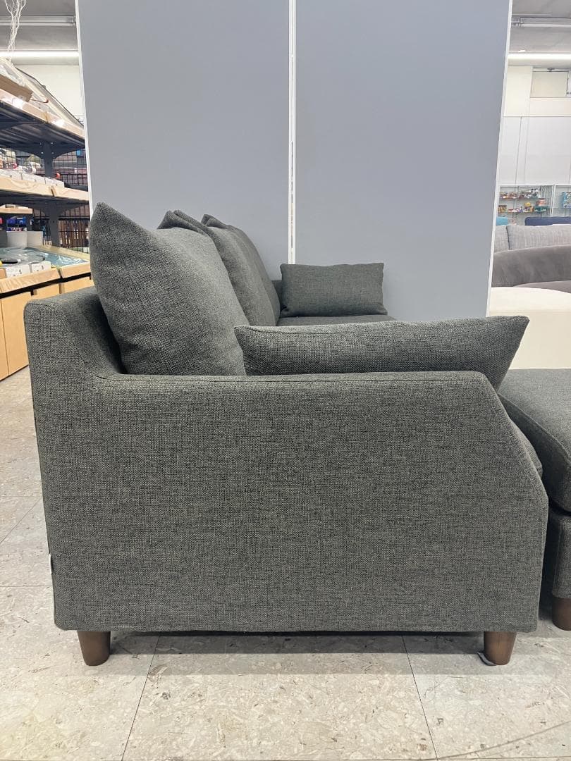 KEYUCA 3人掛けソファ オットマン付き グレー