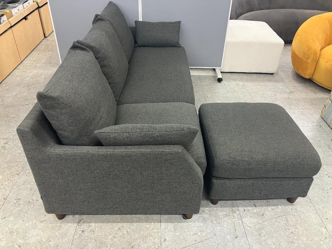 KEYUCA 3人掛けソファ オットマン付き グレー