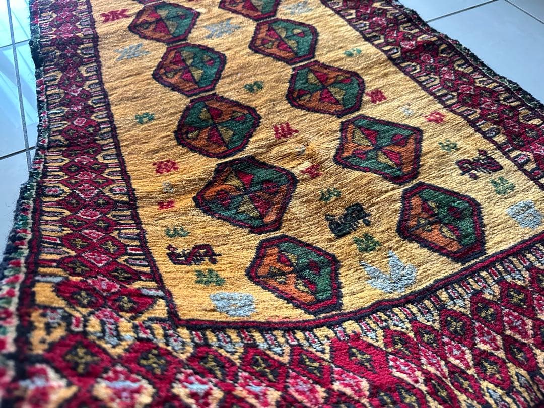 126×74 ヴィンテージラグ　手織ラグ　トライバルラグ