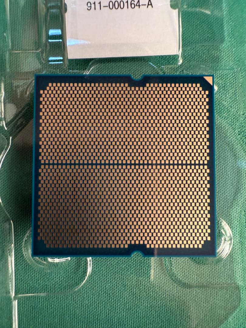 AMD Ryzen 7 8700G CPU 中古美品