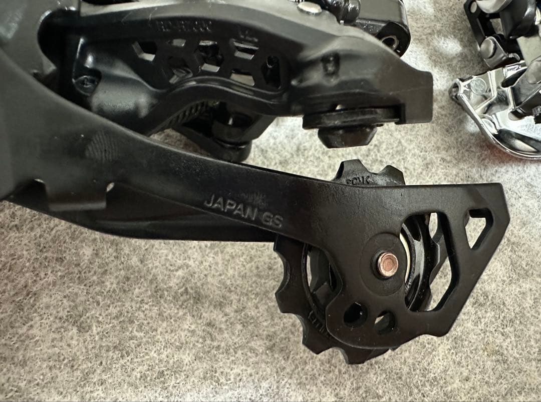 『4点セット』SHIMANO　105 R7000 STI 11速 コンポセット