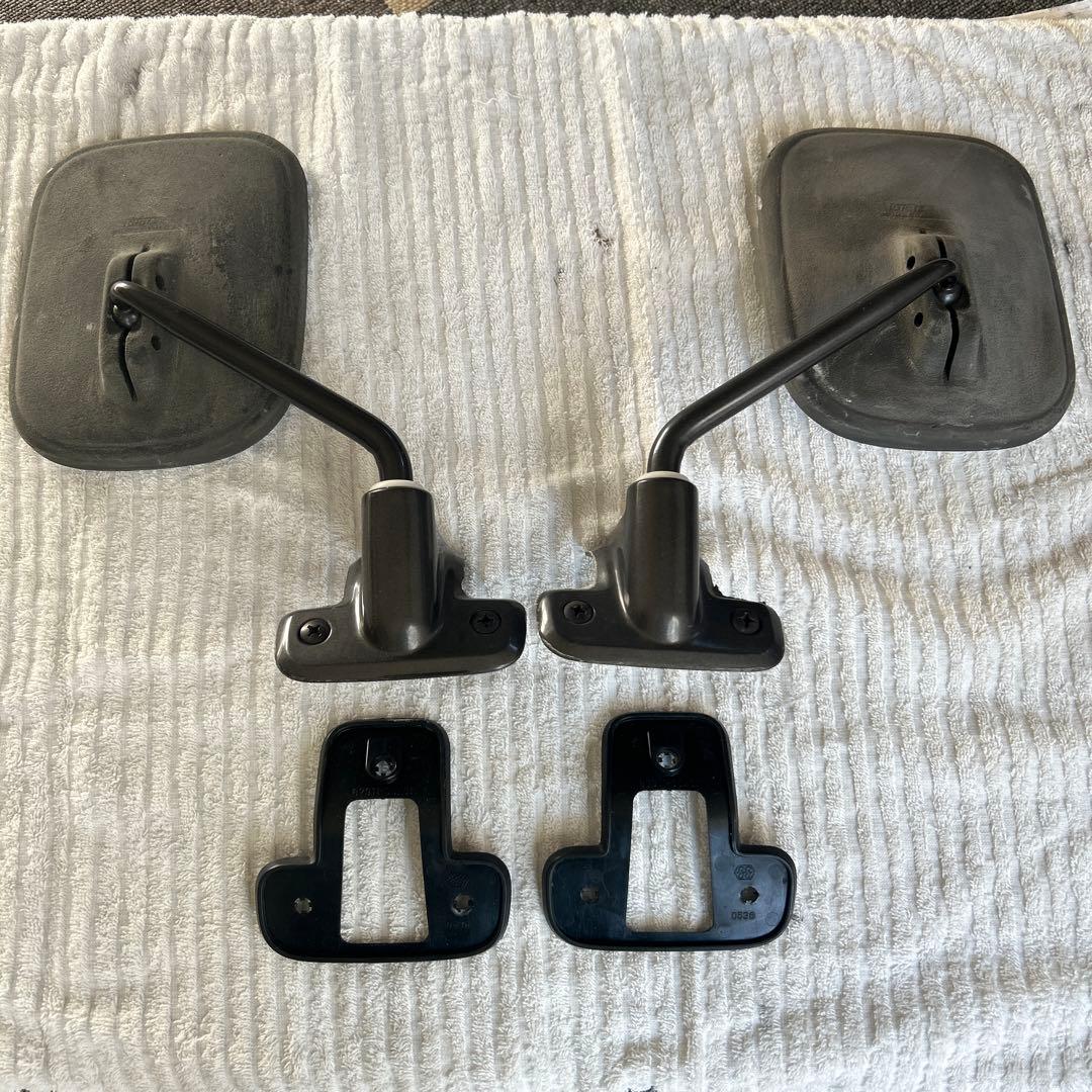 ランドクルーザー60 トヨタ純正　フェンダーミラー左右セット