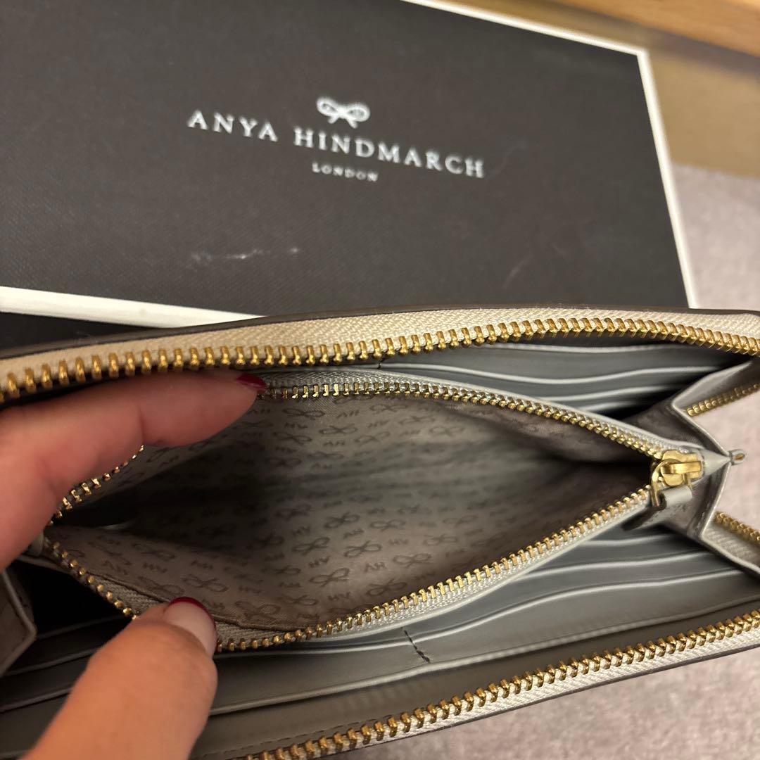 ANYA HINDMARCH スマイリー 長財布