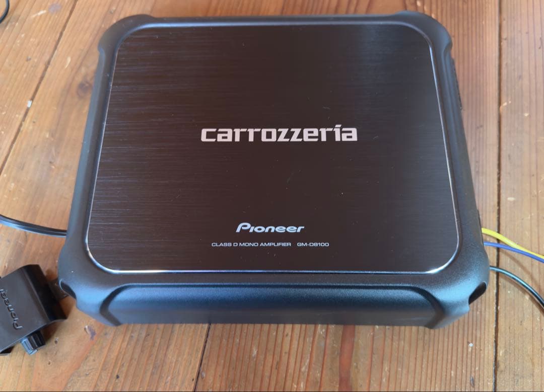 カーオーディオ Pioneer carrozzeria GM-D8100