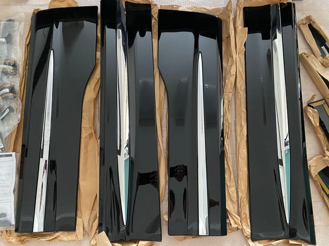 yutantan23様　新品 モデリスタ　アルファード 30 サイド スカート