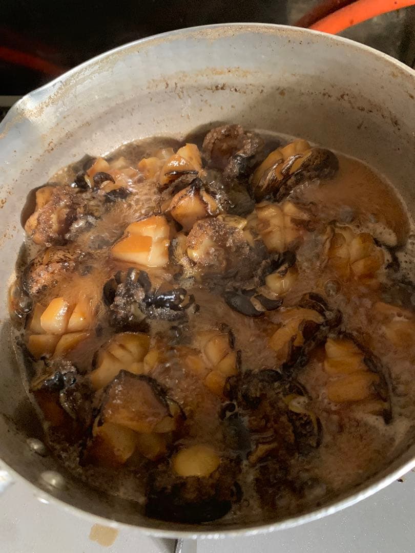 新物エゾアワビ大サイズ‼️1キロ入り‼️冷凍