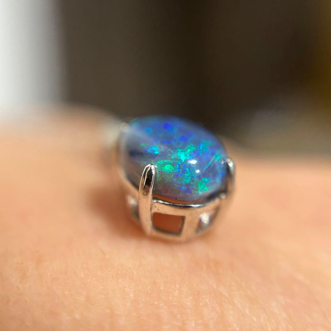 ライトニングリッジ　天然　ブラックオパール　ペンダントトップ　pt900