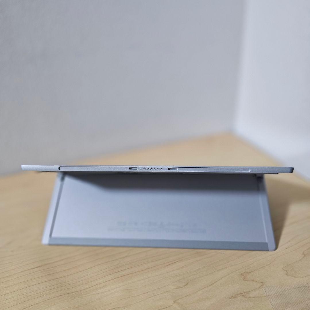 Surface Pro7＋ プラス／Core i5 11世代／LTE内蔵／ペン