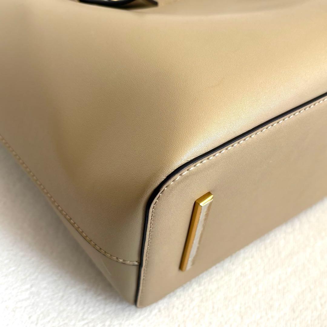 【CHARLES&KEITH】ダブルハンドル スラウチーバッグ ショルダーバッグ