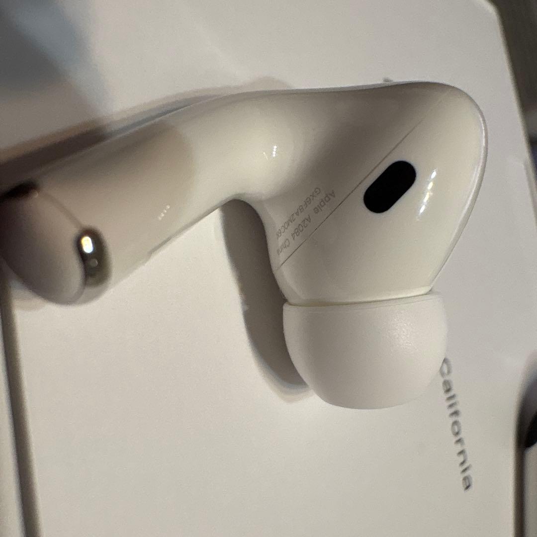ジャンク品　AirPods Pro ワイヤレス充電ケース付き 第一世代